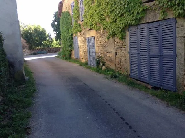 Bed and Breakfast Le Moulin A Huile Vailhourles Francja